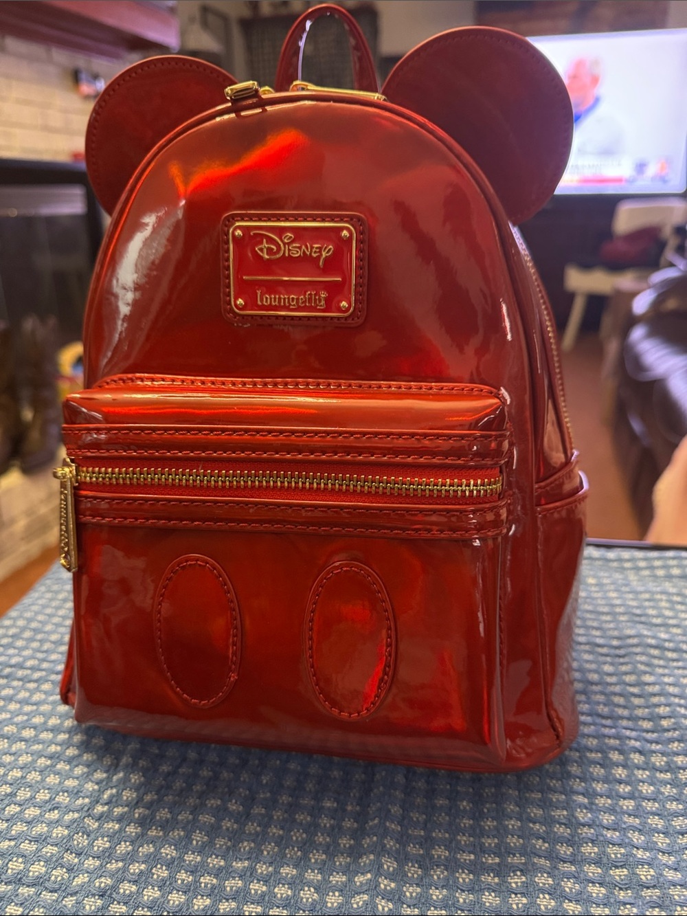 Loungefly Red Patent Mini Backpack with Mickey Ears oil Slick